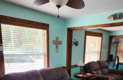 Steinhatchee Cottage | Peña's Sunshine Hideaway