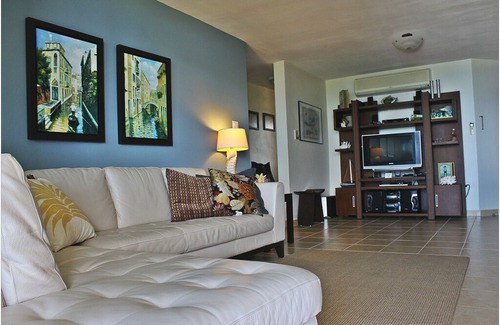 Sardinera Apartment | Peñamar Ocean Club-Tennis Cluster "Best Ocean View on Town"