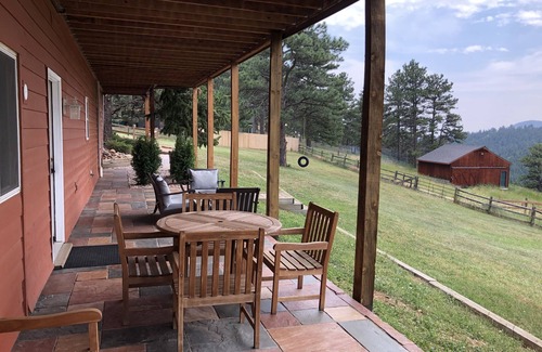 Golden Apartment | Peace, Tranquility, Wildlife and Amazing Open Space Views!