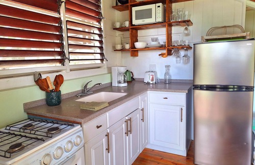 English Harbour Cottage | Peaceful 1 bedroom cottage with ocean views