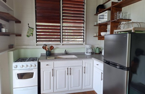 English Harbour Cottage | Peaceful 1 bedroom cottage with ocean views