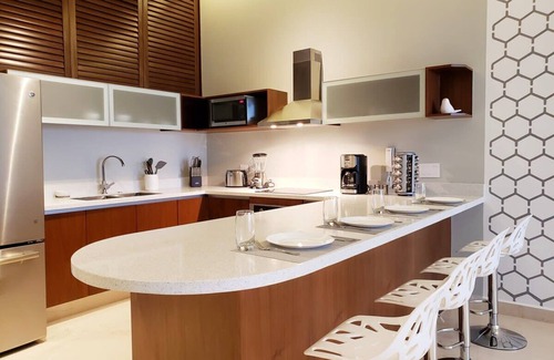 Gonzalo Guerrero Apartment | Peaceful 1 BR Condo at 38th Ave. by Happy Address