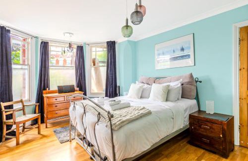 Dudden Hill House | Peaceful 1BR flat, 3min Tube, NW, close to Wembley