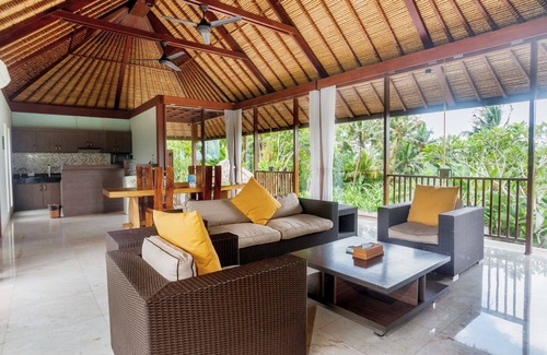 Kemenuh Villa | Peaceful 2BR Villa, Ubud - Surrounded By Beautiful Scenery! W/Swim Pool!