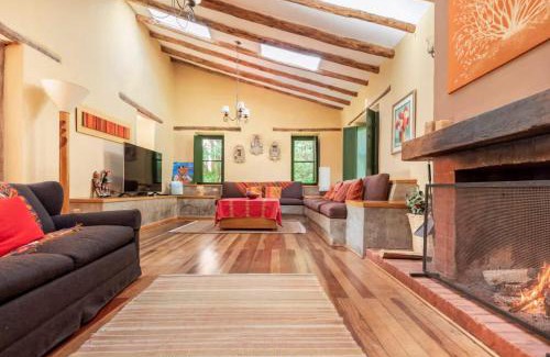 Pisac Villa | Peaceful 4BR Villa with Nature View
