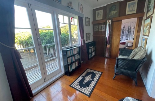Surfdale House | Peaceful and close to everything that matters in this centrally located home.