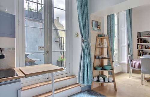 Notre-Dame-des-Champs Apartment | Peaceful apartment in Saint-Germain-des-Prés