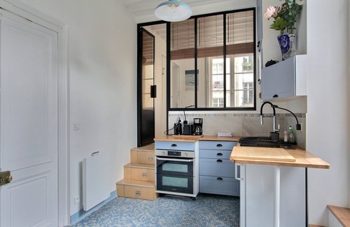 Notre-Dame-des-Champs Apartment | Peaceful apartment in Saint-Germain-des-Prés