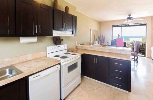 El Tezal Villa | Peaceful Beautiful 3B Villa for Rent