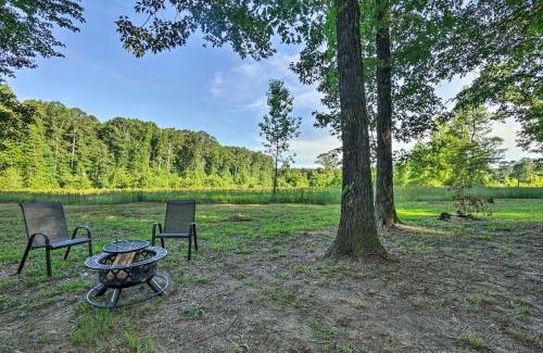 Broken Bow House | Peaceful Broken Bow Cottage with Fire Pit!