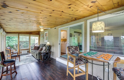 Bronston Cabin | Peaceful Bronston Getaway w/Fire Pit & Lake Views