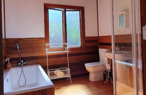 Port Edward House | Peaceful cabin with pool on tropical south coast