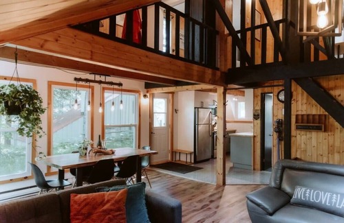 Orford House | Peaceful Chalet, Near Festivals & Parks