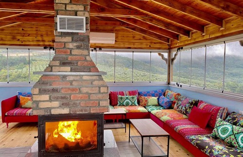 Orhangazi Villa | Peaceful Chalet with Nature View in Iznik, Bursa