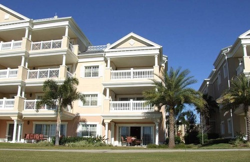 Reunion Apartment | Peaceful Condo with Sunny Patio at Reunion