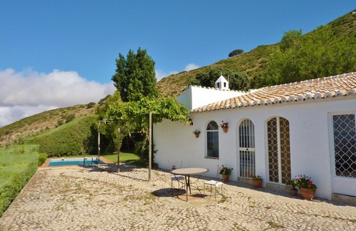 La Joya Cottage | Peaceful Cottage in La Joya with Private Pool