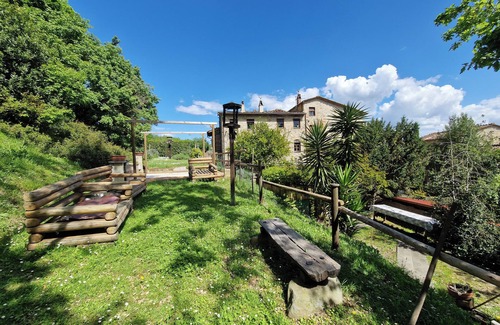San Ginese House | Peaceful country home in the hills of Lucca, close to Pisa, Florence & Versilia