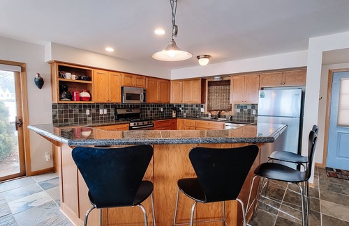 Onamia House | Peaceful End-Unit With Panoramic Lake Views! Perfect For All Seasons!