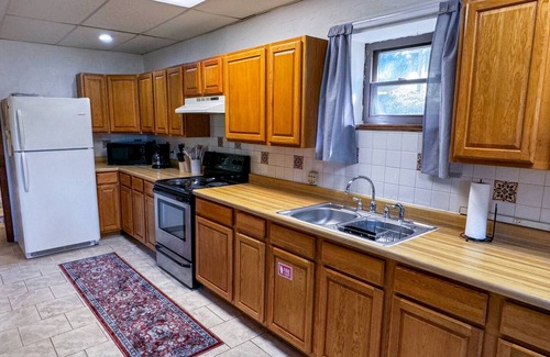 Sevierville Cabin | Peaceful Hilltop Hideaway