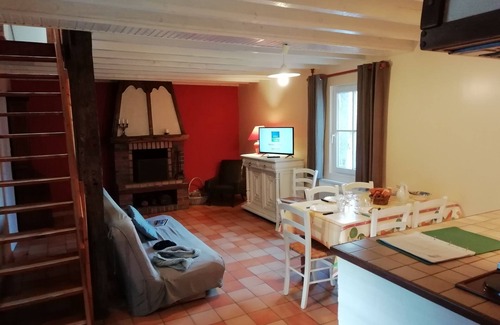 Quend House | Peaceful Holiday Home in Quend with Swimming Pool