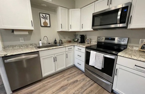 Bedford House | Peaceful Home in DFW Centernn