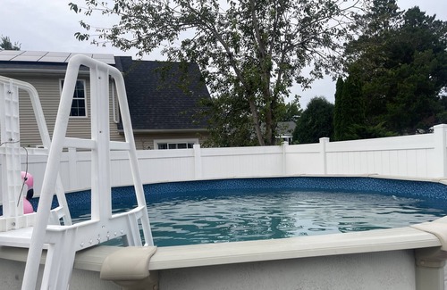 Elmhurst Apartment | Peaceful location, Ideal for Families & Students