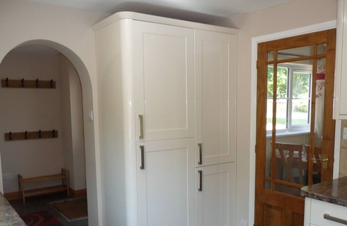 Foxhall House | Peaceful location. Private parking. Central to Ipswich, Woodbridge & Felixstowe