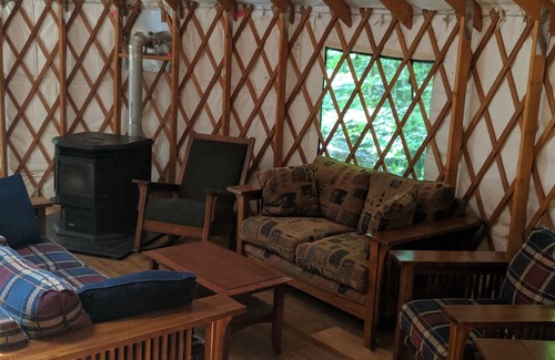 McNab/Braeside Cottage | Peaceful Luxury Yurt on the river.