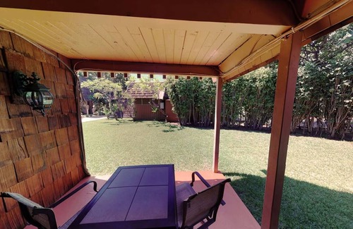 Kaunakakai House | Peaceful Nature Retreat in a Scenic Ocean Front Hotel | Free Parking