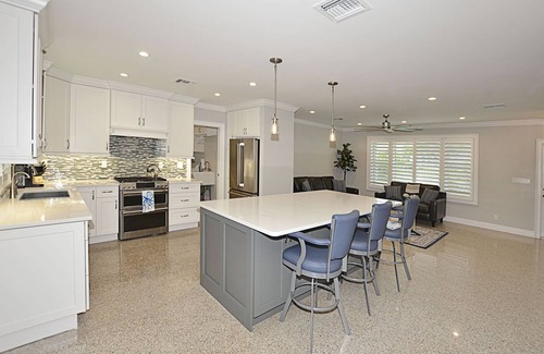 Stuart House | Peaceful Paradise Oasis