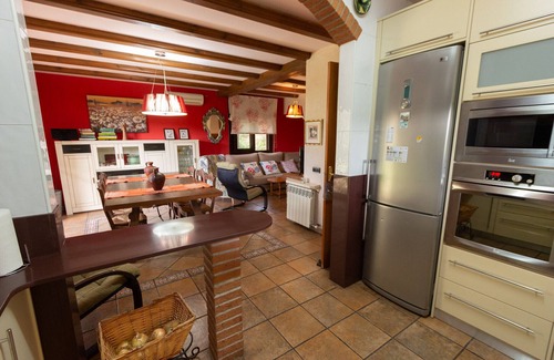 Vacarisses Villa | Peaceful Perfection - only 30km from Barcelona!