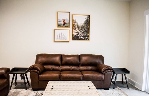 Bear Lake House | Peaceful Pine Haven--only 5 miles to Crystal Mountain!!