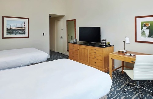 Berkeley Hotel | Peaceful Retreat in Berkeley Marina! 3 Posh Units, Near César Chávez Park!