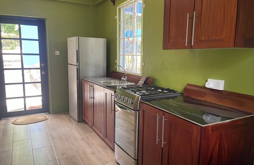 Soufriere Cottage | Peaceful Retreat in Nature. Charming Cottage in Soufrière.