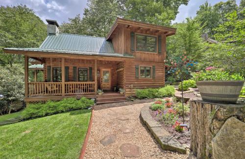 Banner Elk House | Peaceful Rocky Creek Cabin with Hot Tub and Views!