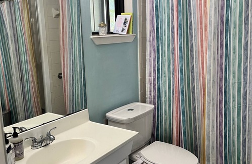 Johnston Terrace House | Peaceful Room in East Austin Home nQueen sized bed, full bath and work space