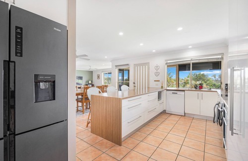 Craignish House | Peaceful Seaside Haven - pets by approval