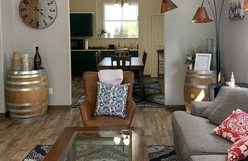 McMinnville House | Peaceful setting close to wineries