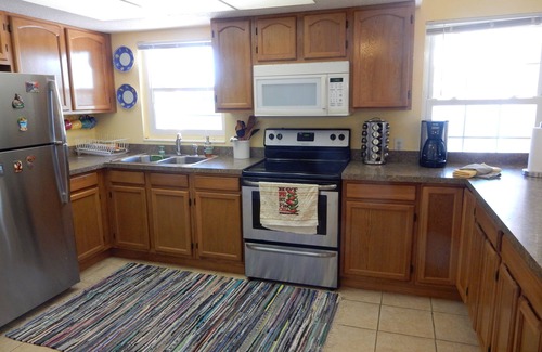 Siesta Key Apartment | Peaceful Setting, on the water of Little Sarasota Bay