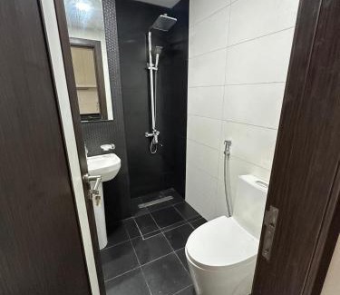 Dubai Apartment | Peaceful Studio Getaway in Liwan
