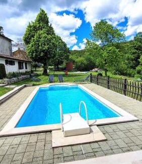 Krkuz Villa | Peaceful Villa Ida&Mirko in nature with private pool