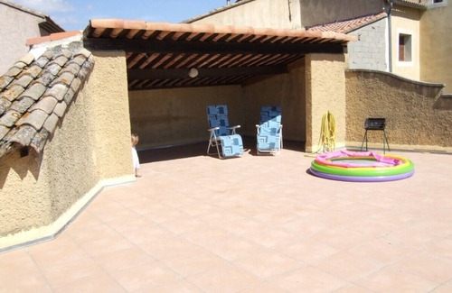 Bedarrides House | Peaceful village house with large roof top terrace in Provence