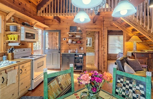 Demorest Cabin | Peaceful Waters Ridge on the Soque River