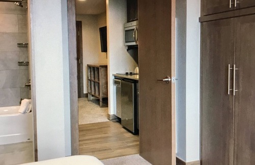 Breckenridge Cabin | Peak 8 Grand Colorado Ski in Ski out Suite