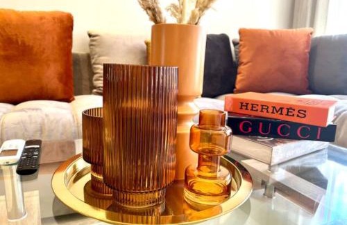 Anfa Apartment | Pearl 17 - New & Chic in the Heart w/Balcony