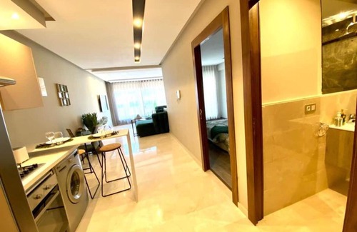 Anfa Apartment | Pearl 24 - Brand new, stylish & elegant w/ balcony