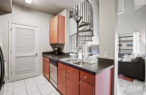 West Campus Apartment | Pearl #602 xxxxxxxxx