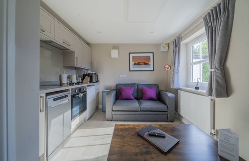 Salisbury Apartment | Peartree Serviced Apartments