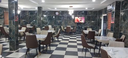 Mosogar Hotel | Pecos Place Hotel & Suite