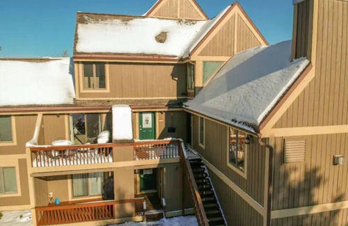 Clymer Condo | Peek Chalet 2.0, located next to the slopes